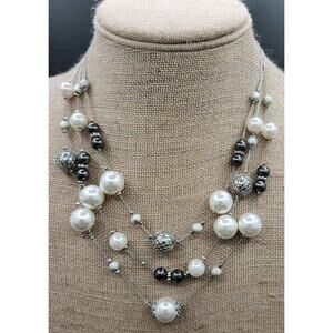 New York & Company Silver Tone Necklace With Faux Pearls Glass Beads 18 In